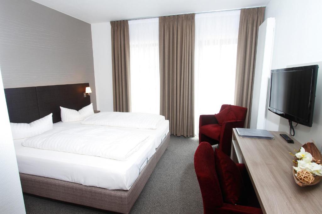 Landhotel غايسلفيند الغرفة الصورة
